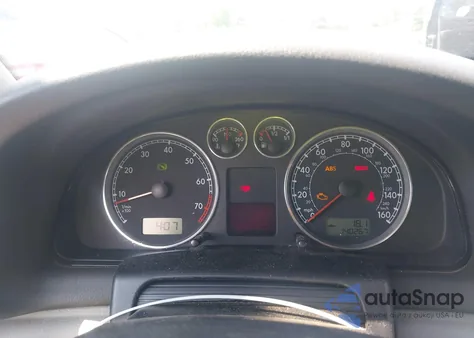 2004 Volkswagen Passat Glx from USA, damaged, VIN WVWRH63BX4P093381